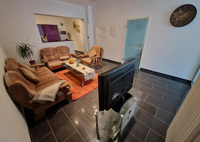 Zentrales City-apartment Mit Garage Und Arbeitsplatz Geeignet Fuer Business Und Familie * 杜伊斯堡