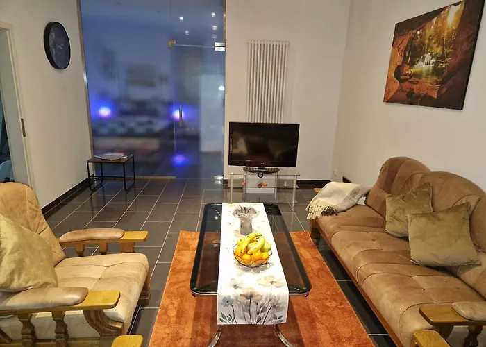 Appartamento Zentrales City-apartment Mit Garage Und Arbeitsplatz Geeignet Fuer Business Und Familie *