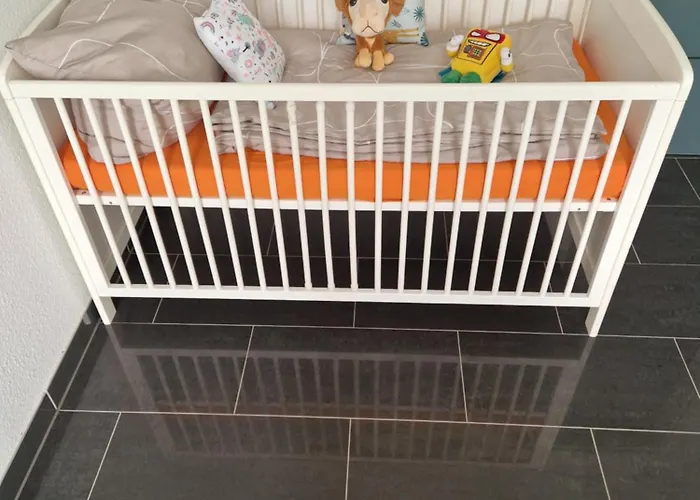 Апартаменты Zentrales City-apartment Mit Garage Und Arbeitsplatz Geeignet Fuer Business Und Familie Дуйсбург