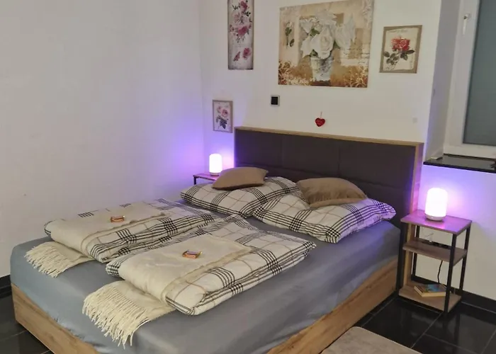 Appartamento Zentrales City-apartment Mit Garage Und Arbeitsplatz Geeignet Fuer Business Und Familie *